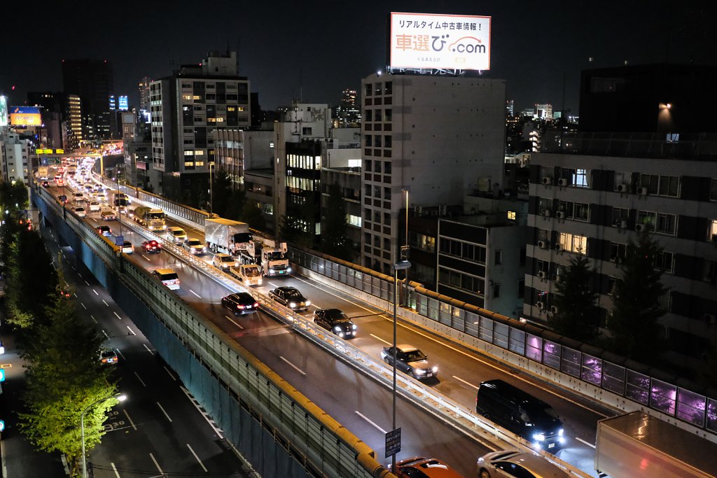 tokyo-nighttraffic-2016-xpro2-xf23f2-vincenttam.jpg