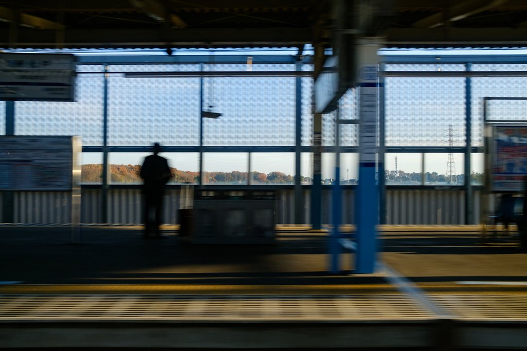 tokyo-trainstation-2016-xpro2-xf23f2-vincenttam.jpg
